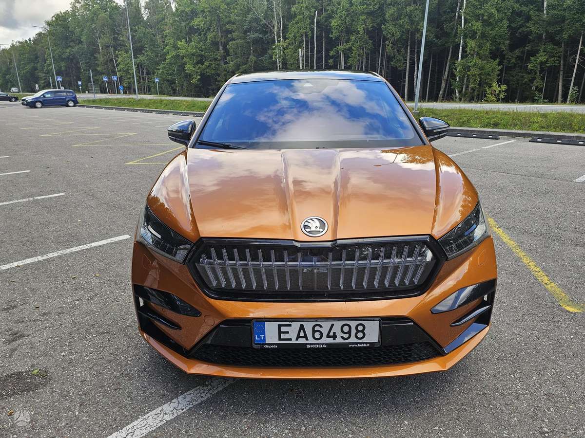 Škoda Enyaq - 1