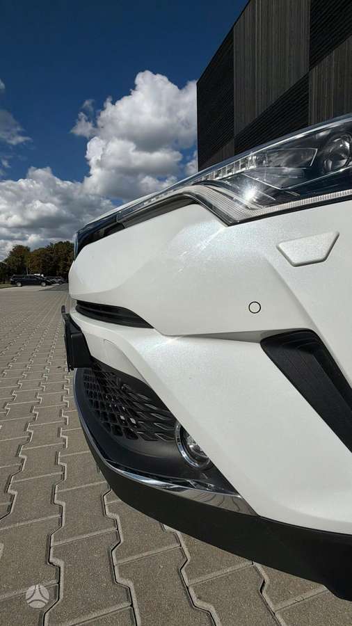 Toyota C-HR - 12