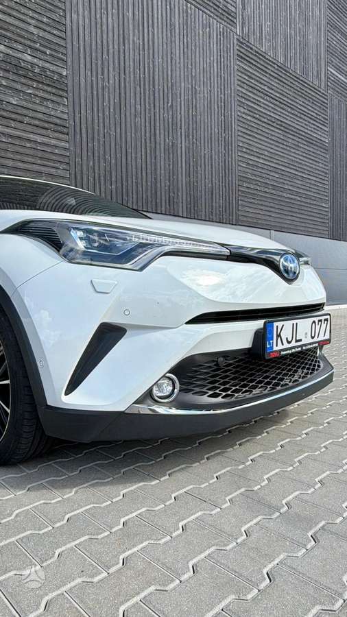 Toyota C-HR - 10