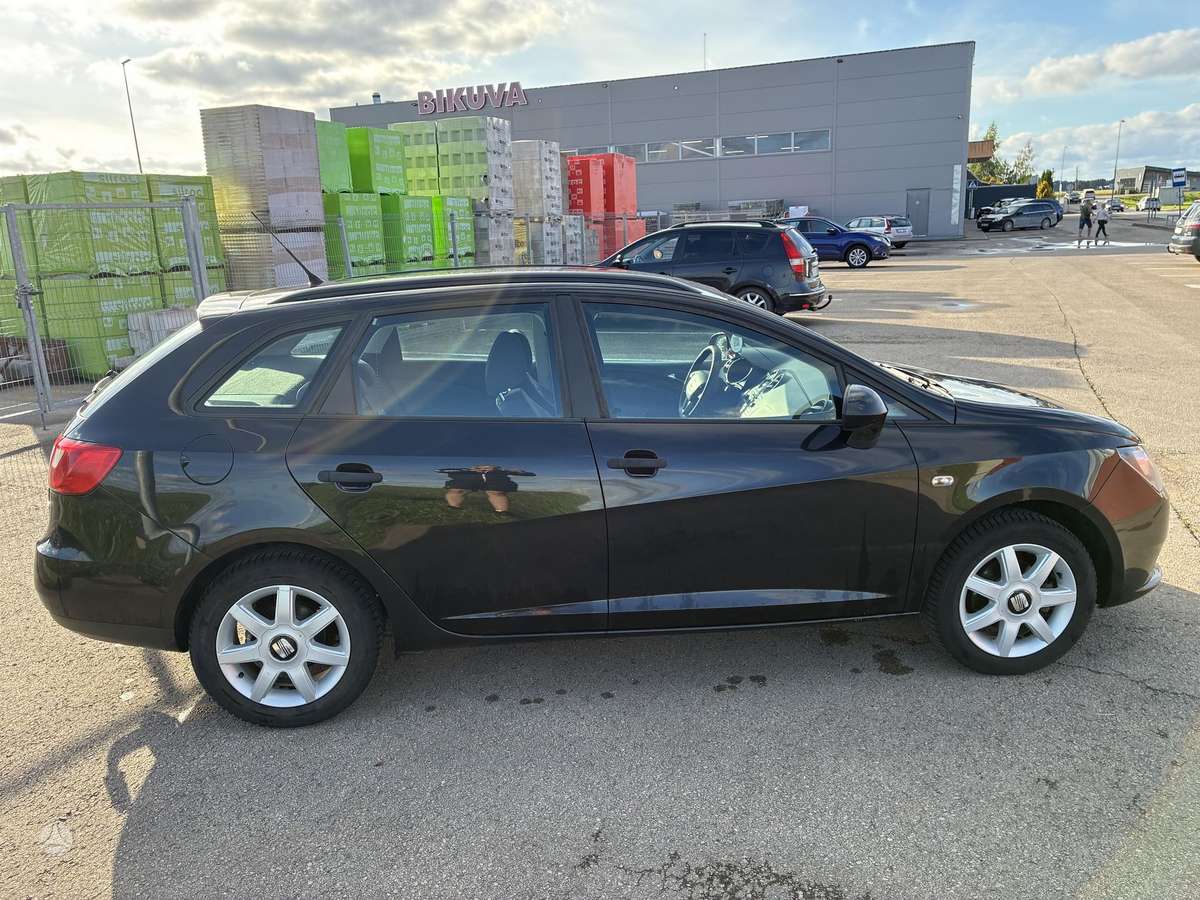 SEAT Ibiza - 4