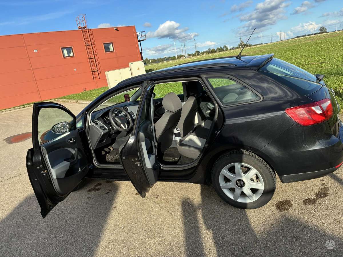SEAT Ibiza - 5