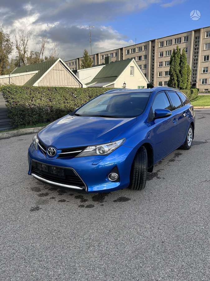 Toyota Auris - 2