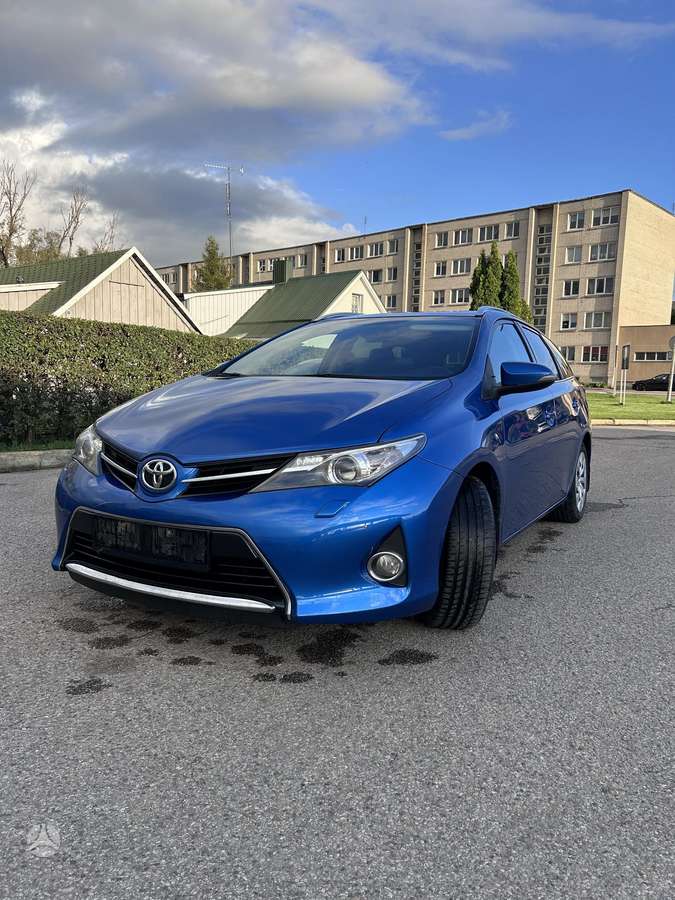 Toyota Auris - 4