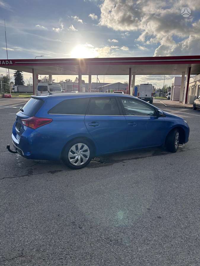 Toyota Auris - 8