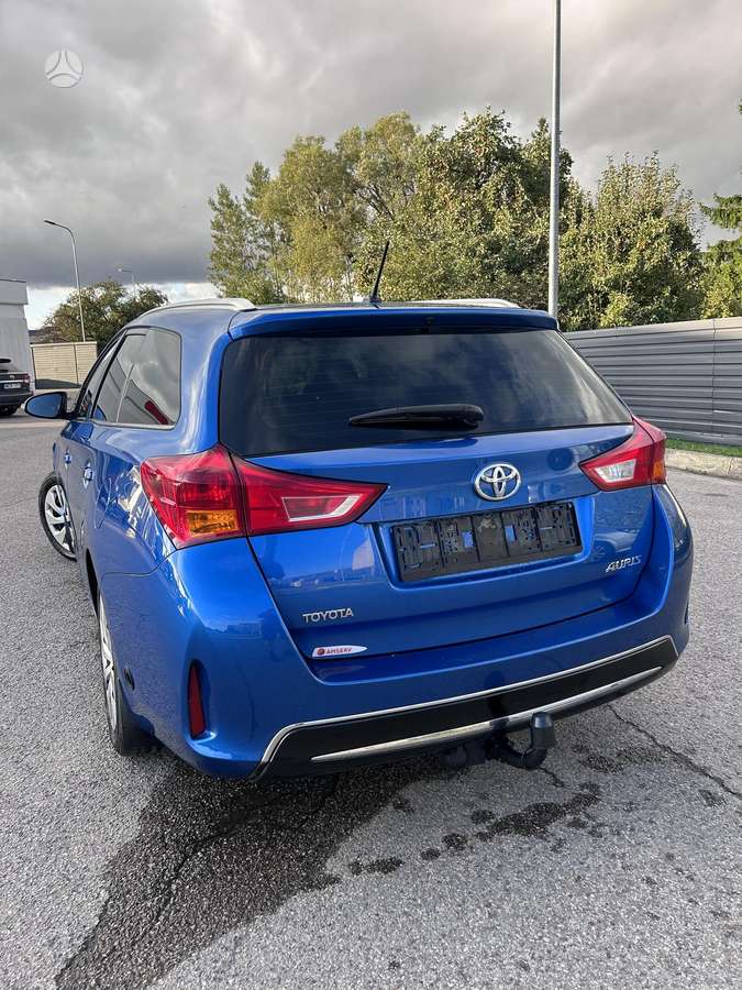 Toyota Auris - 11