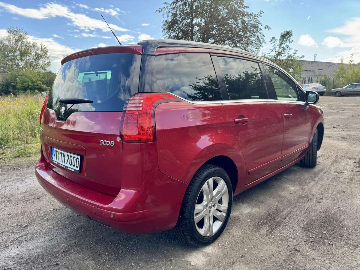 Peugeot 5008 - 4