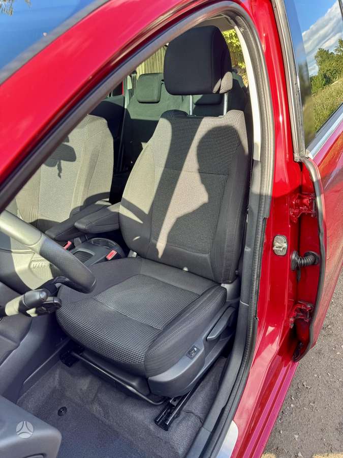 Peugeot 5008 - 9