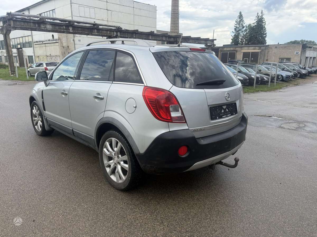 Opel Antara, 2.2 l., Внедорожник / Кроссовер