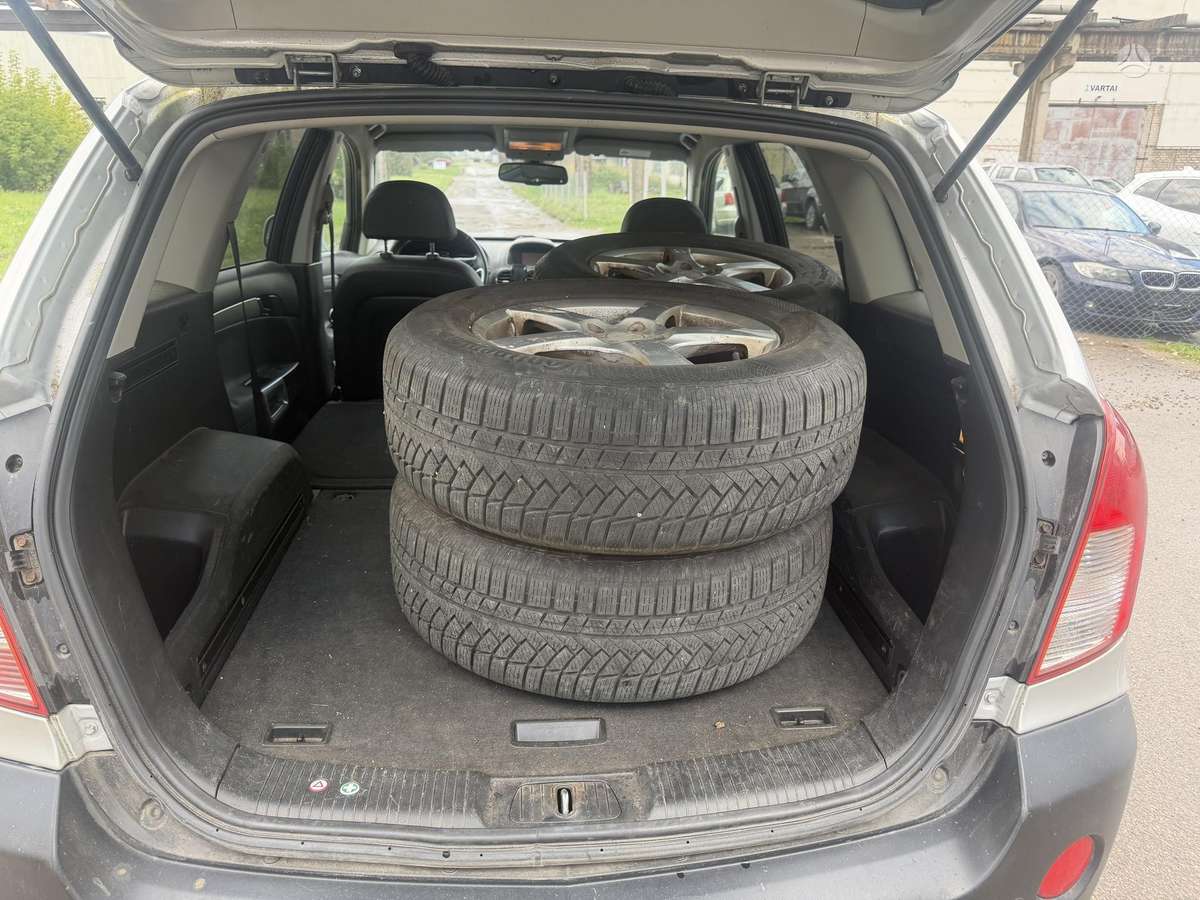 Opel Antara, 2.2 l., Внедорожник / Кроссовер
