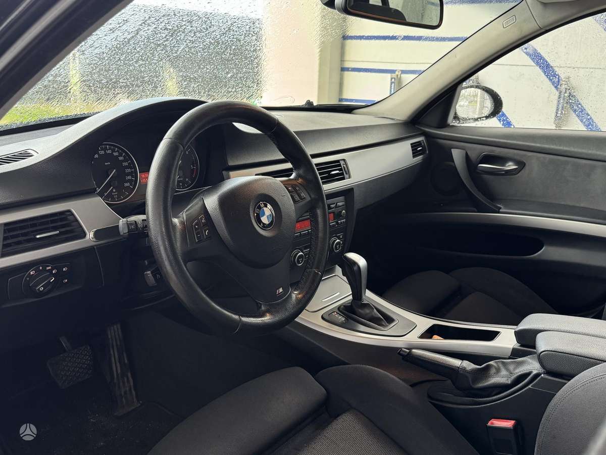 BMW 320, 2.0 l., Универсал