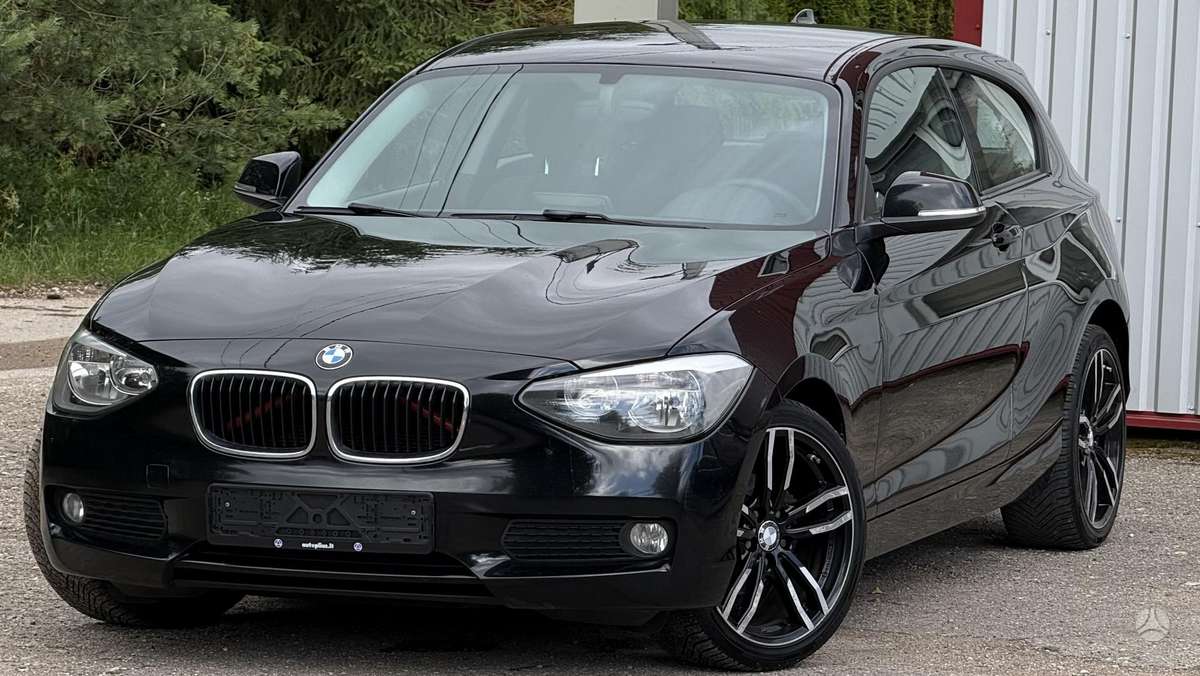 BMW 114, 1.6 l., hatchback