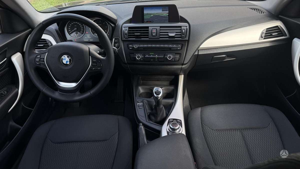 BMW 114, 1.6 l., hatchback