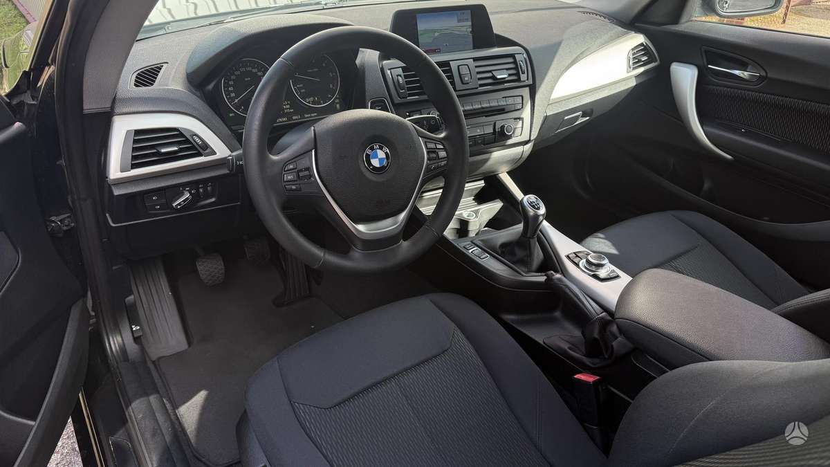 BMW 114, 1.6 l., hatchback