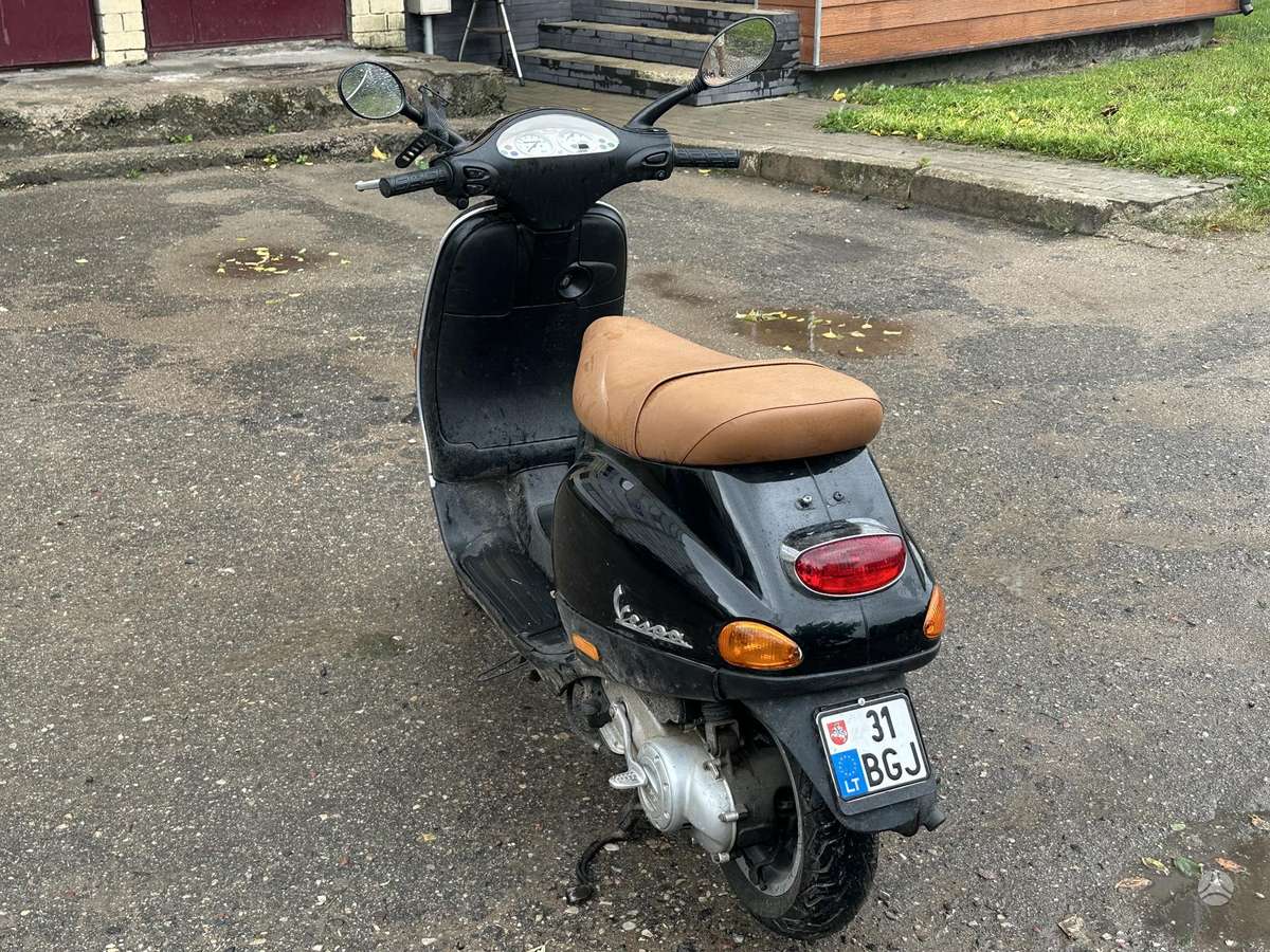Piaggio Vespa 50cc, мотороллеры / мопеды