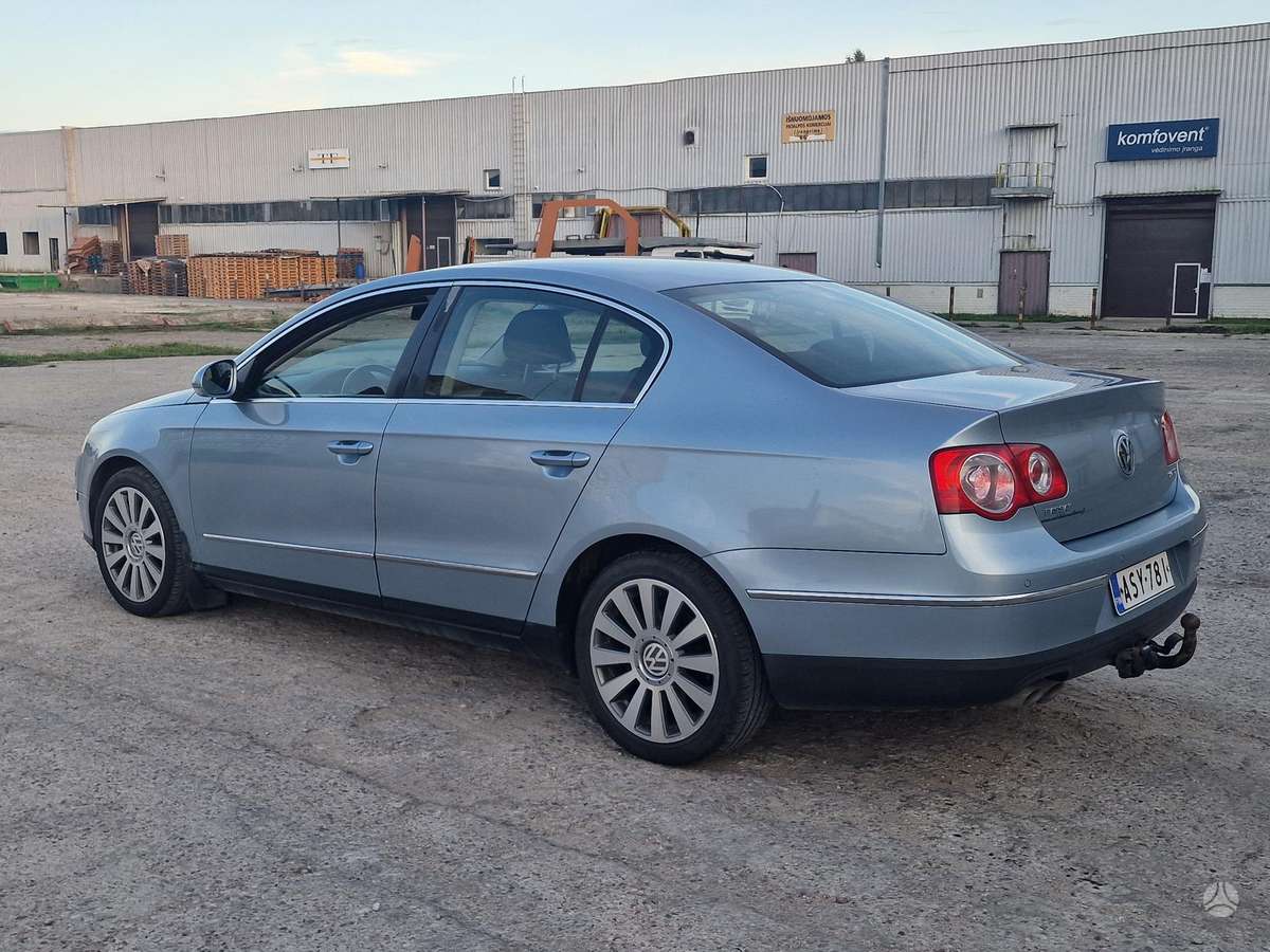 Volkswagen Passat - 4