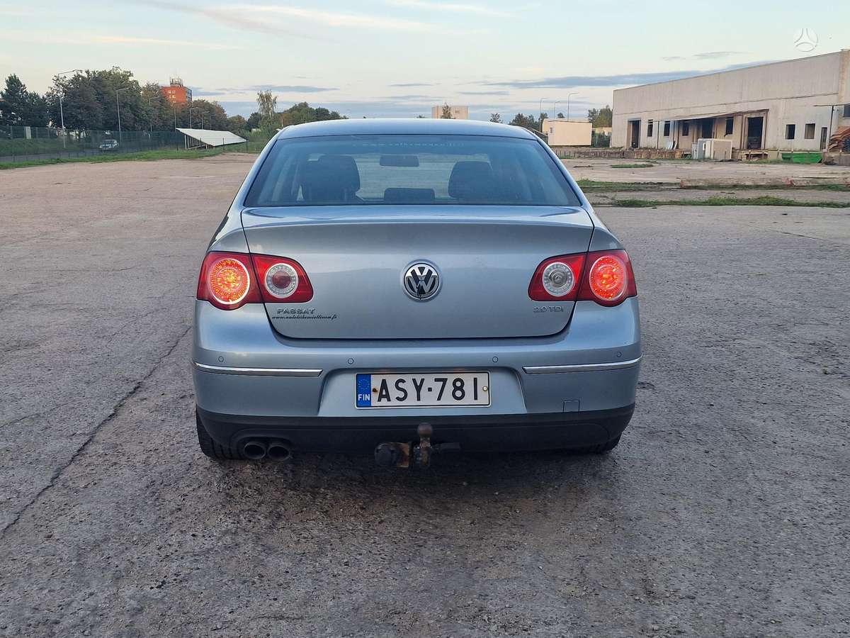 Volkswagen Passat - 5