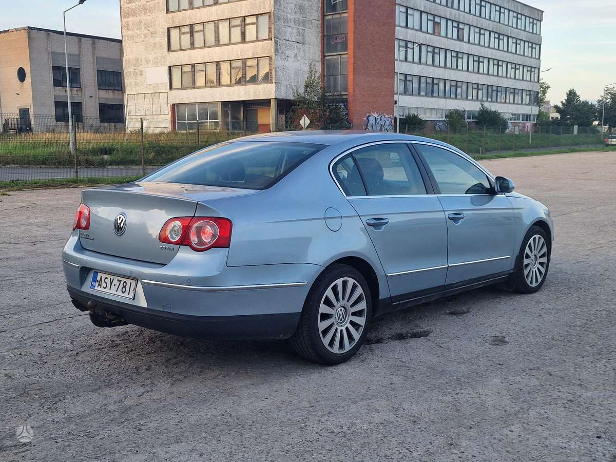 Volkswagen Passat - 6
