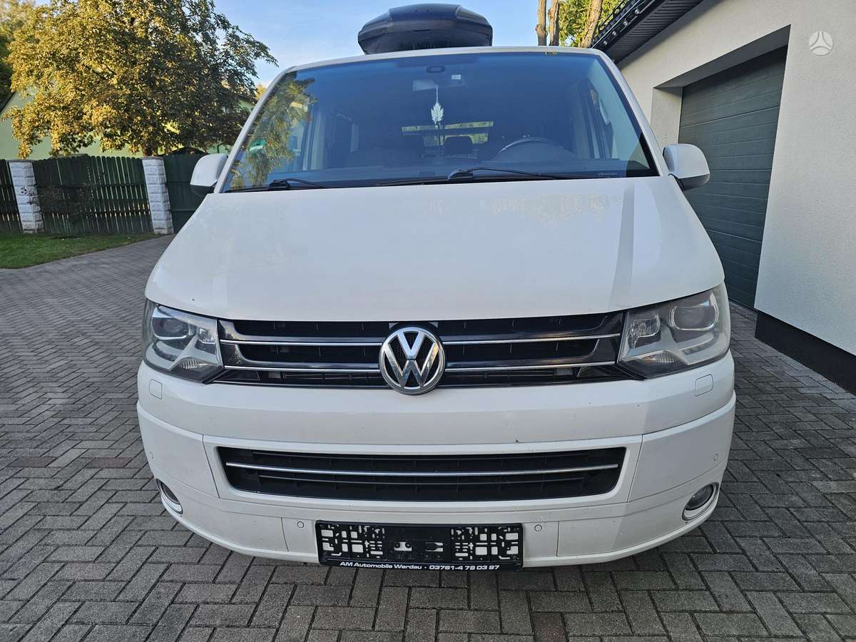 Volkswagen Multivan - 2