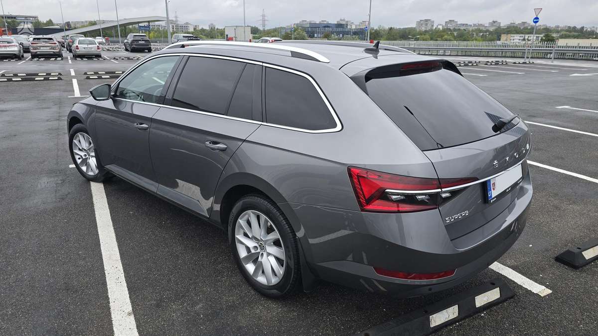 Skoda Superb, 2.0 l., Универсал