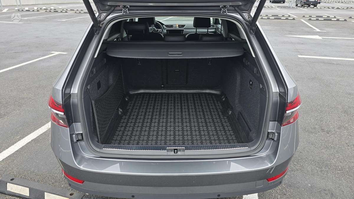 Skoda Superb, 2.0 l., Универсал