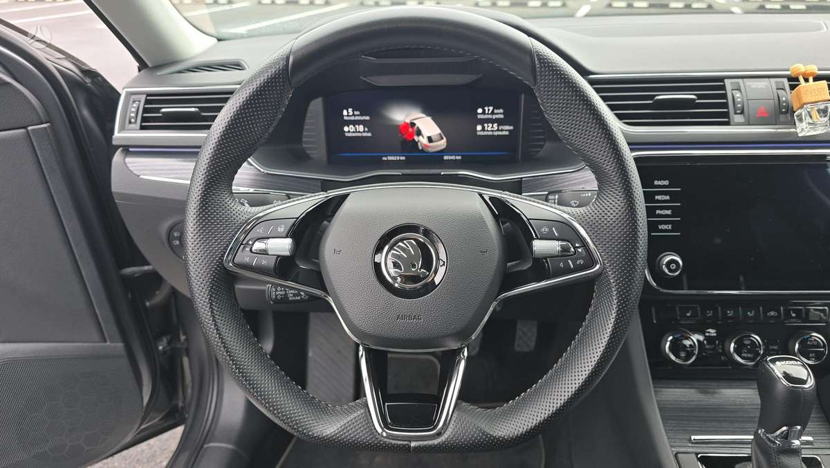 Skoda Superb, 2.0 l., Универсал