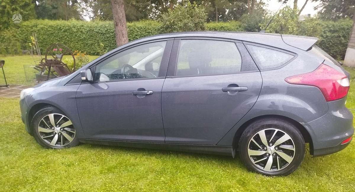 Ford Focus, 1.6 l., hatchback