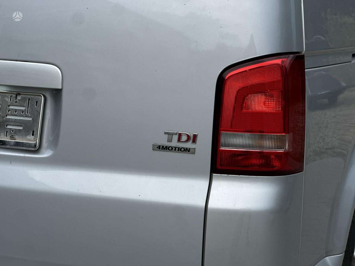 Volkswagen Caravelle - 12
