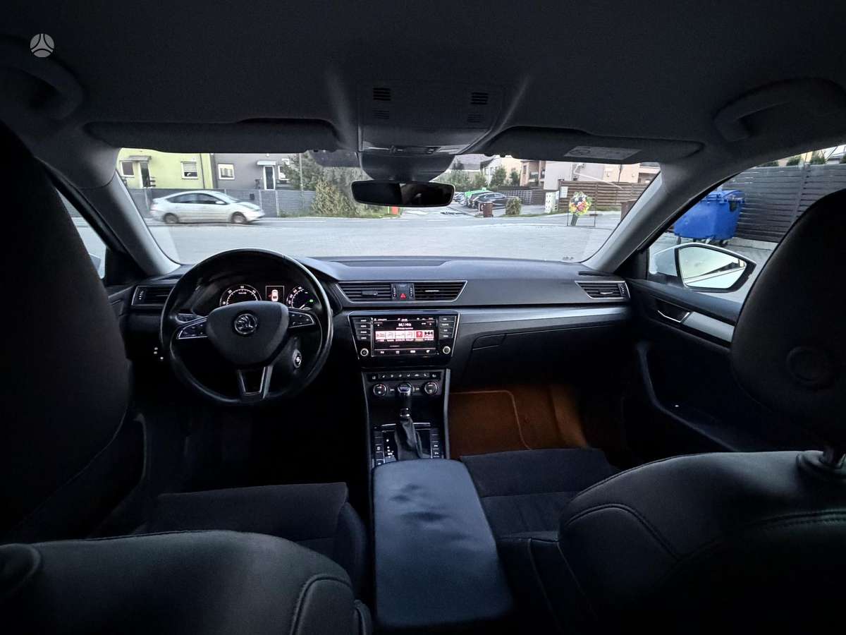 Skoda Superb, 2.0 l., hatchback