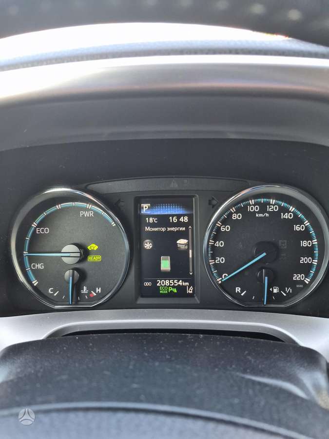 Toyota RAV4 - 9