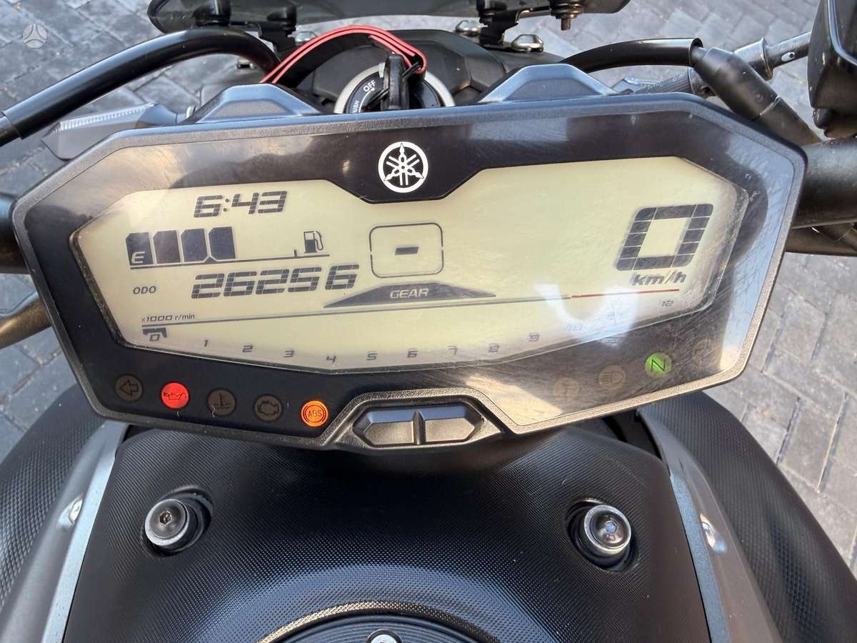 Yamaha MT 07 698cc, street / classic