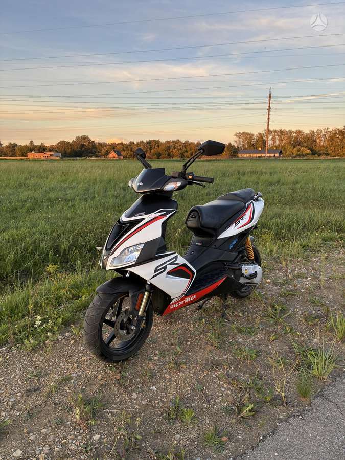 Aprilia SR 49cc, scooters / mopeds