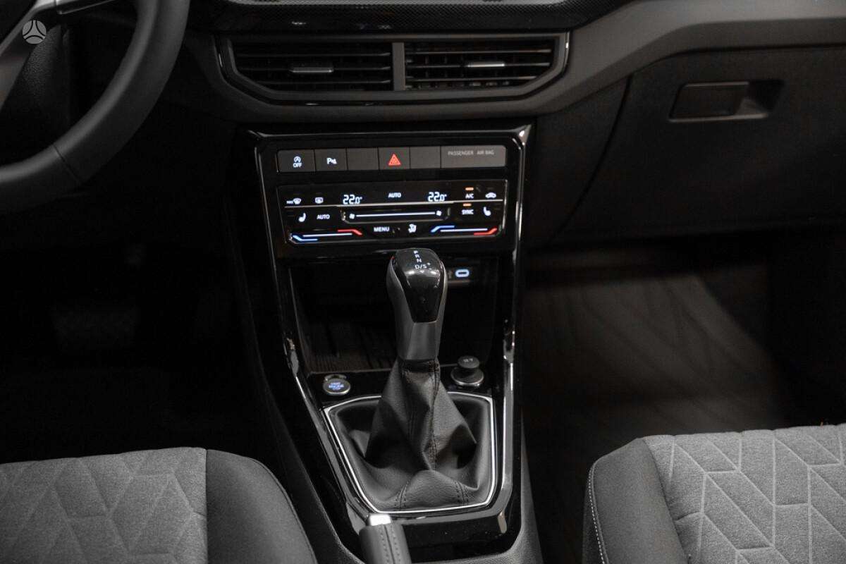 Volkswagen T-Cross - 12