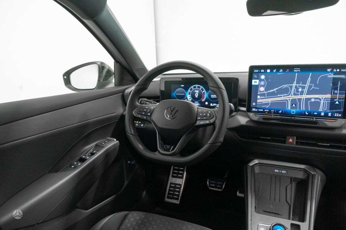 Volkswagen T-Roc - 10