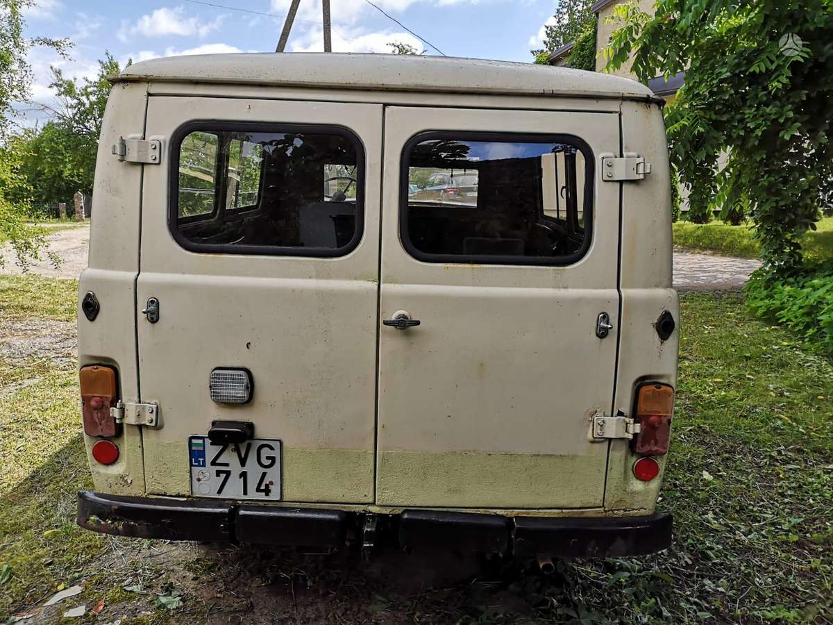 UAZ 3962 - 8