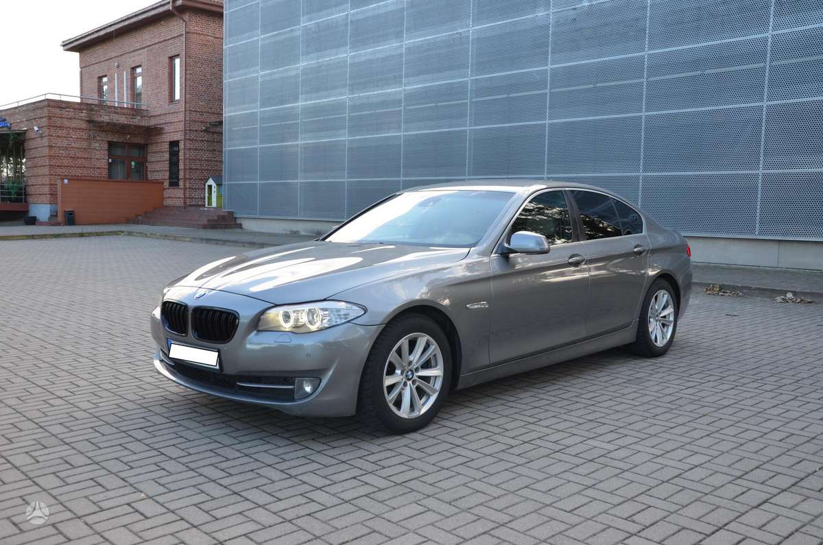 BMW 520, 2.0 l., Седан