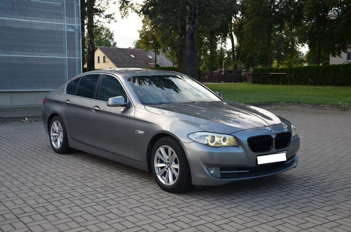 BMW 520, 2.0 l., Седан