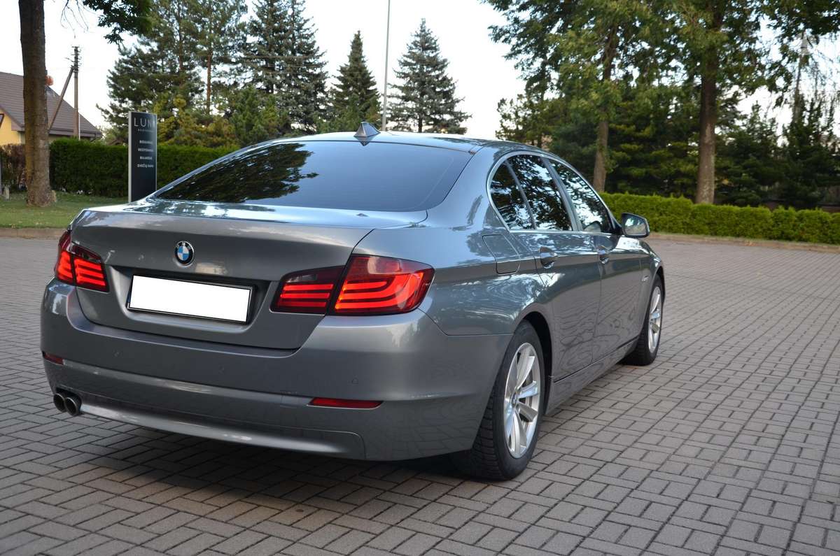 BMW 520, 2.0 l., Седан