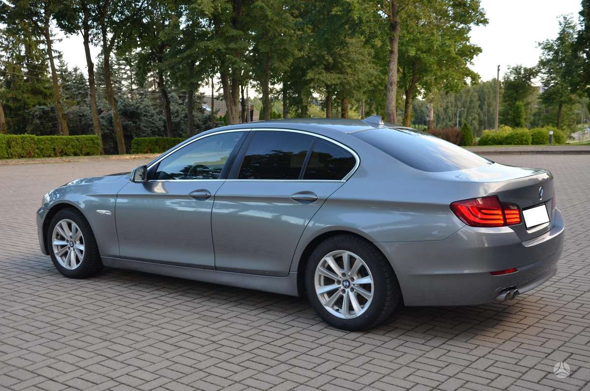 BMW 520, 2.0 l., Седан