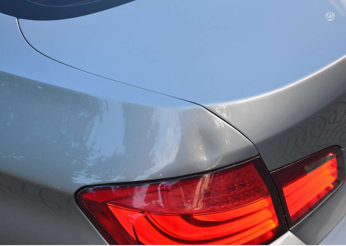 BMW 520, 2.0 l., Седан