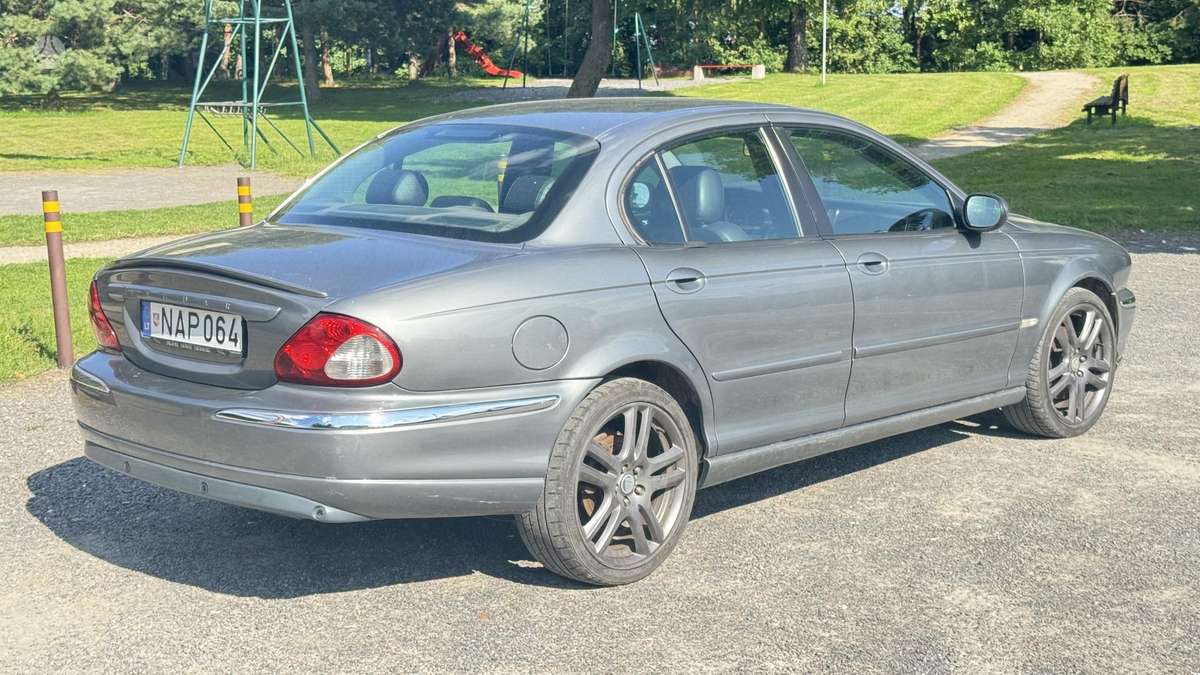 Jaguar X-Type, 2.0 l., Седан