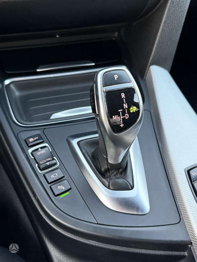 BMW 320, 2.0 l., wagon