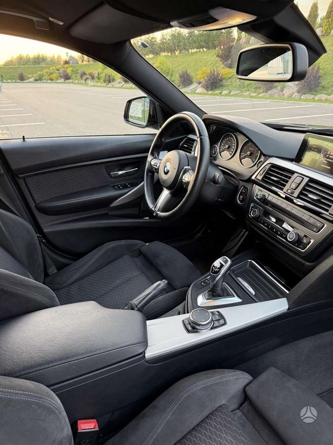 BMW 320, 2.0 l., wagon