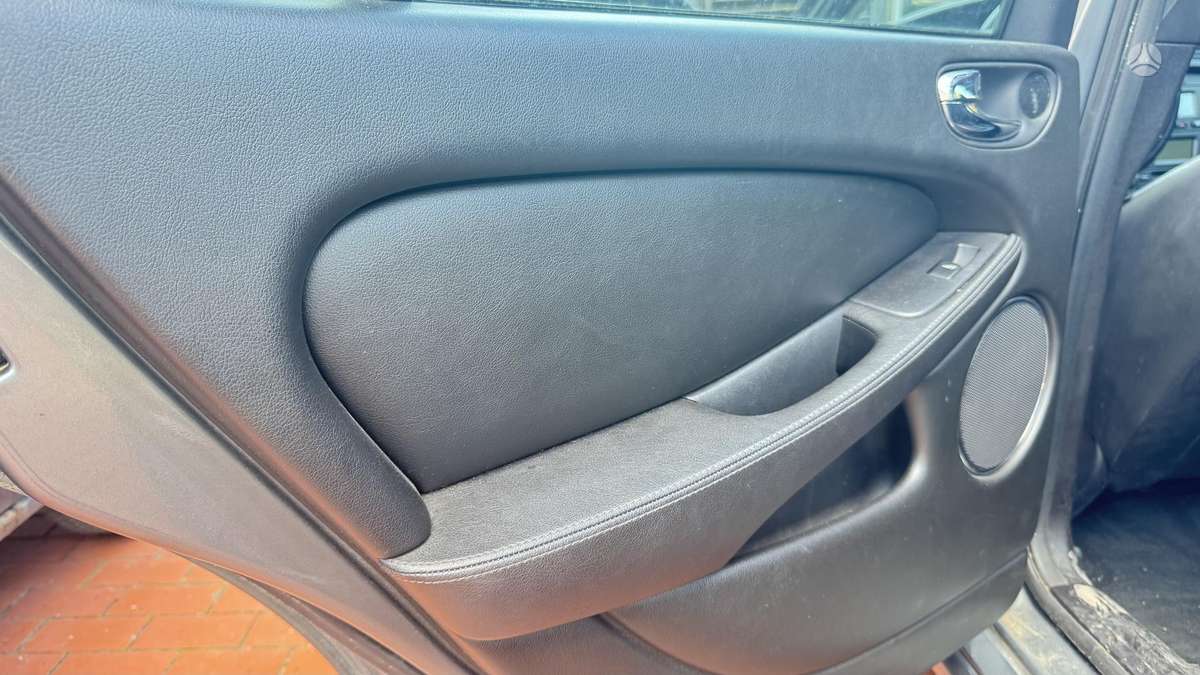 Jaguar X-Type, 2.0 l., Седан