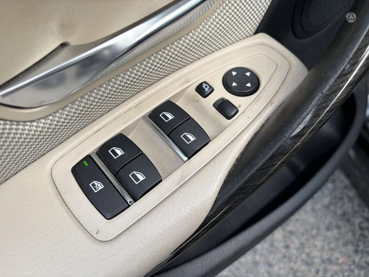 BMW 330, 3.0 l., Универсал