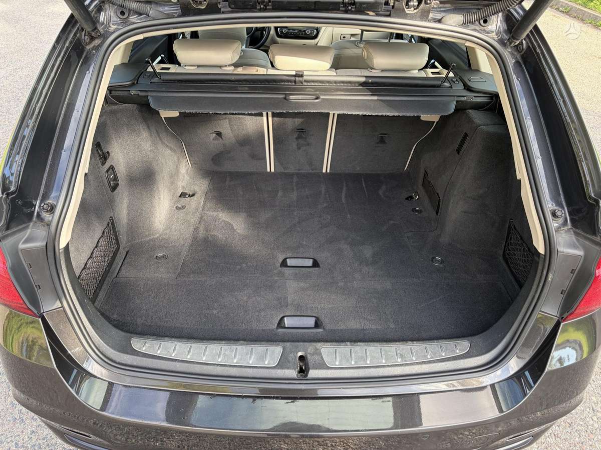 BMW 330, 3.0 l., Универсал