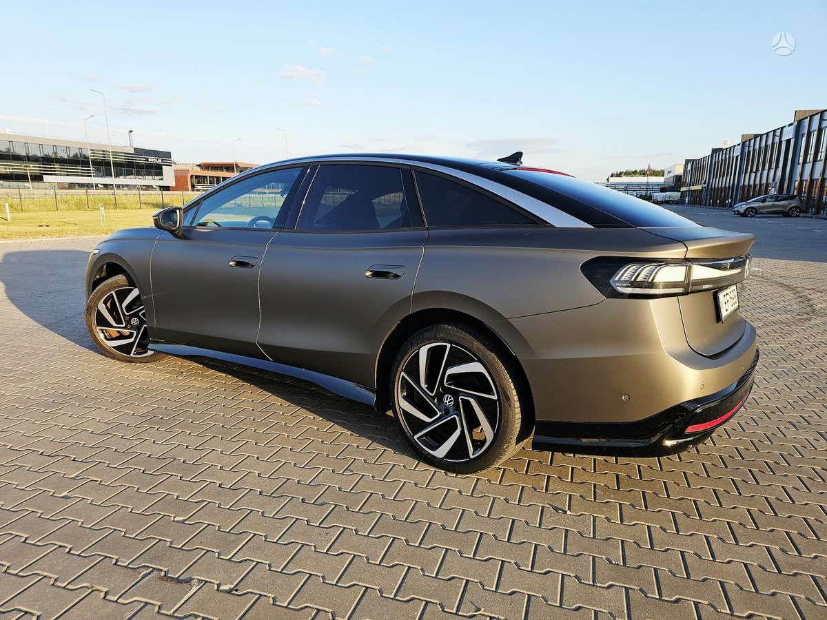 Volkswagen ID.7 - 4