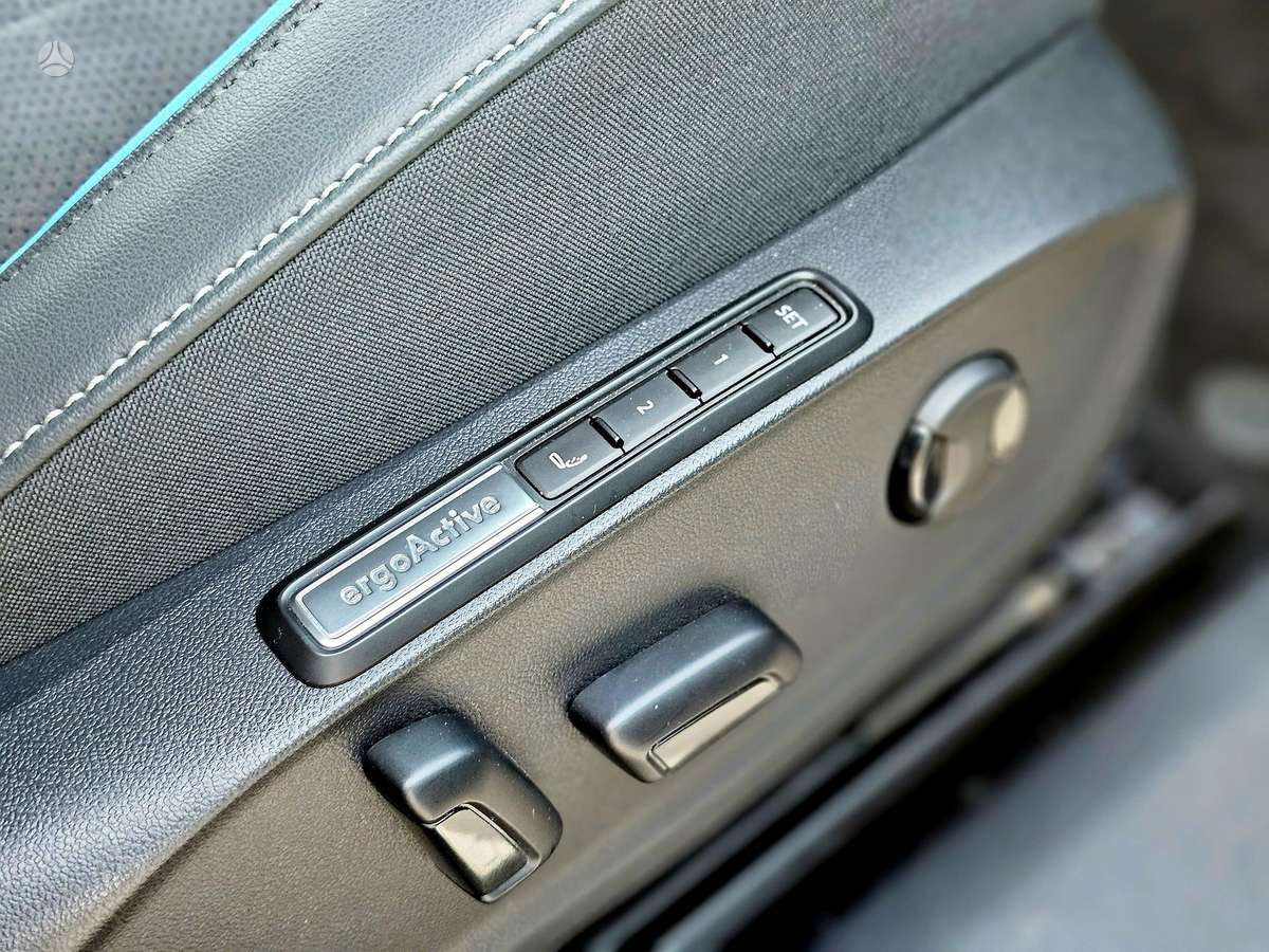 Volkswagen ID.7 - 9