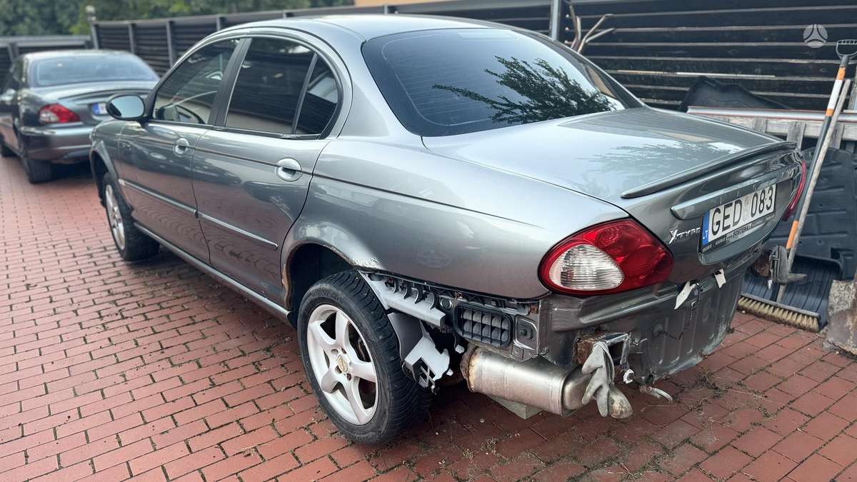 Jaguar X-Type, 2.0 l., Седан