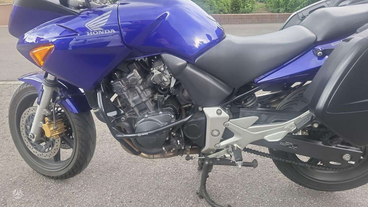 Honda CBF 600cc, street / classic
