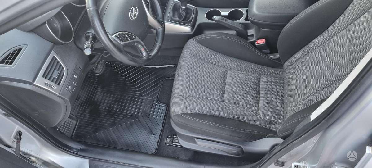 Hyundai i30, 1.4 l., Хэтчбек